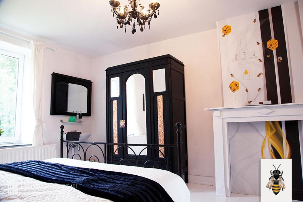 La Maison Des Papillon Daverdisse Εξωτερικό φωτογραφία